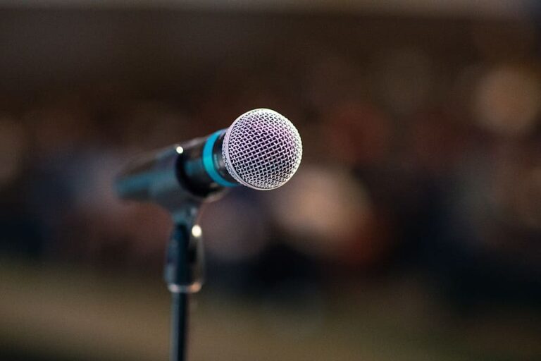 The Power of words: first step to good oratory