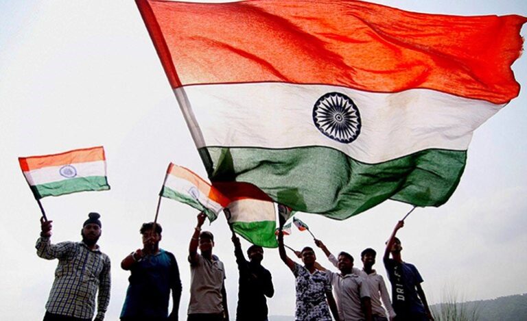 Indians unite: says Justice Katju