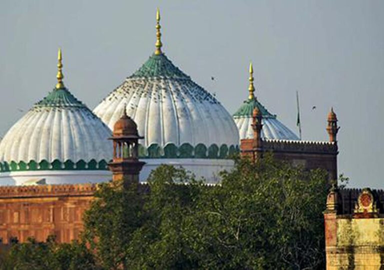 Declaring Eid in Allahabad